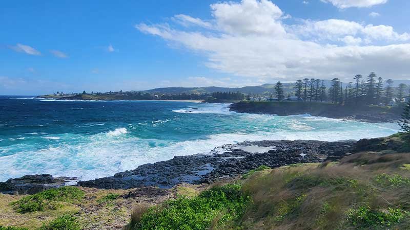 Kiama-White-Lighthouse-Blowhole13