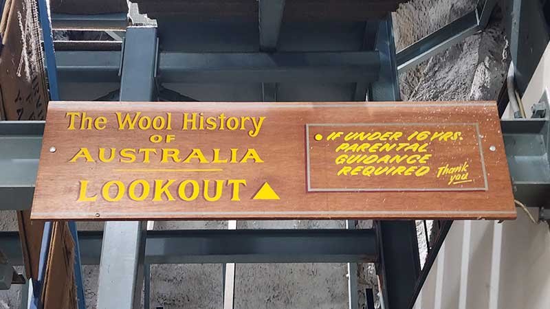 The-big-Merino(Goulburn)4